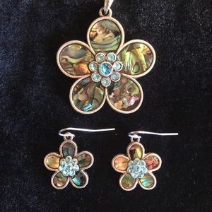 Silver necklace and earrings